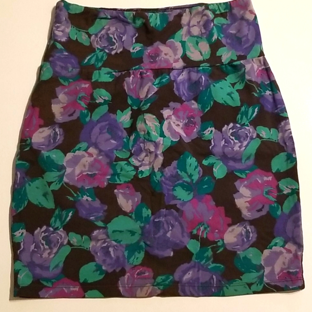 Talula mini skirt sz M